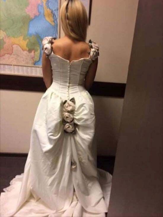 Не совсем обычное свадебное платье