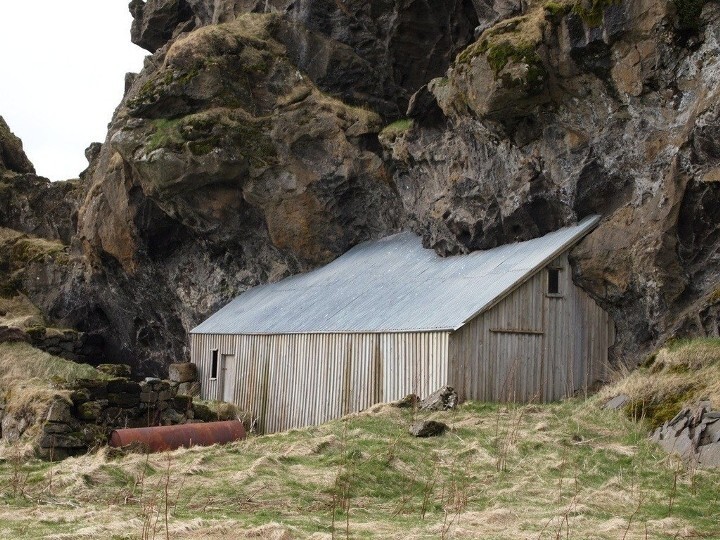 Сдавленная ферма в Исландии   