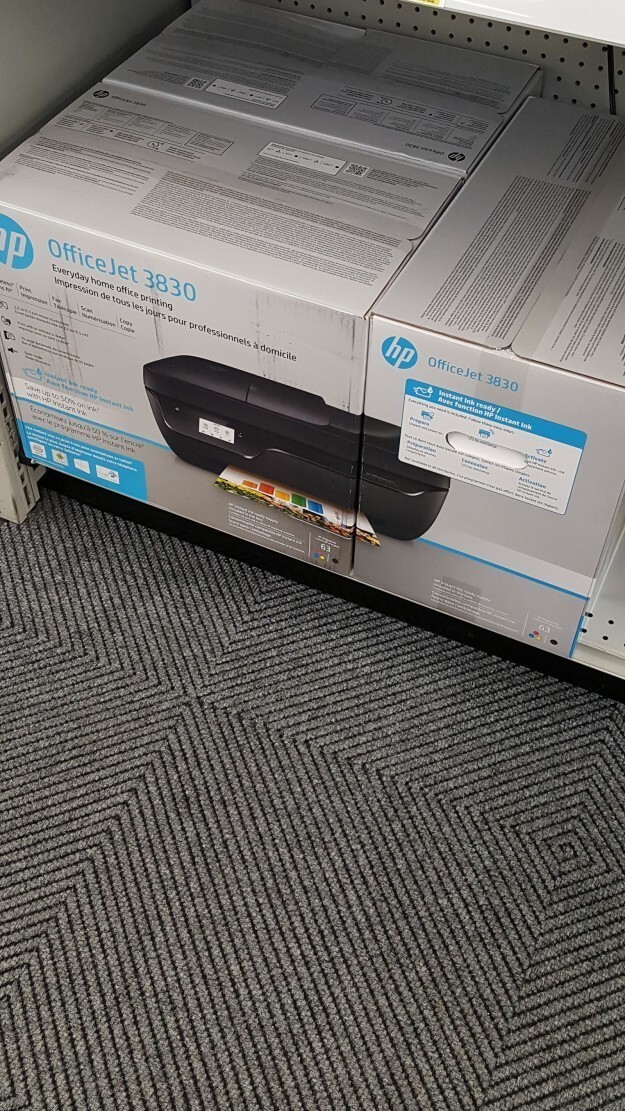 То, как совпадают эти коробки для принтеров, просто успокаивает