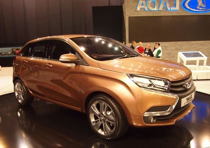 Глава АвтоВАЗа назвал стоимость внедорожной версии универсала Lada Vesta