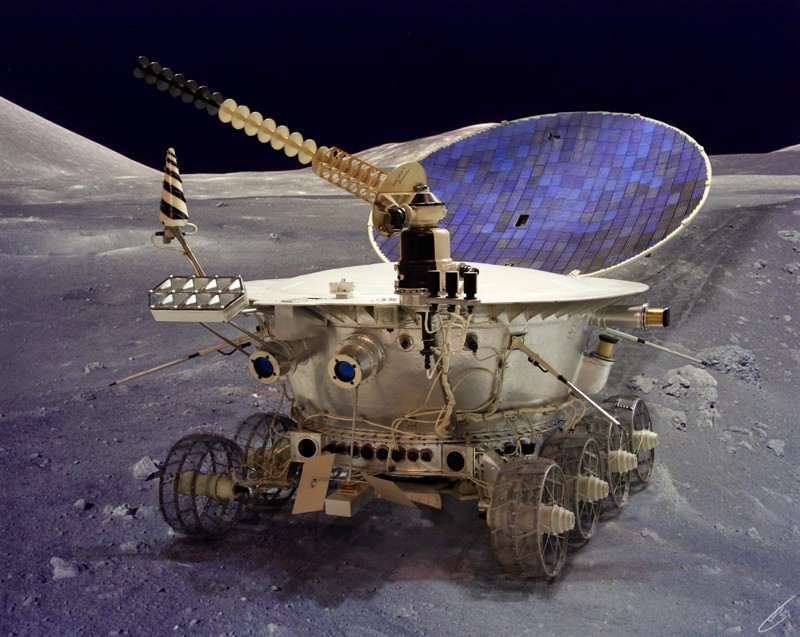 Луноход-1 — первый успешный лунный планетоход 