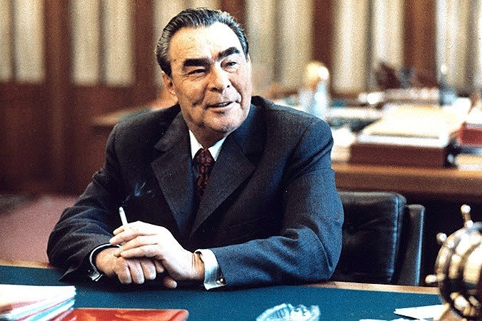 День рождения Брежнева, или «киш мир ин тухес»