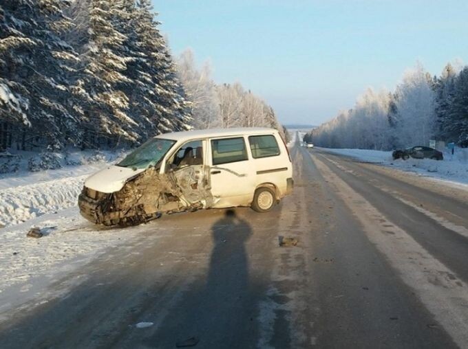 Неудачный обгон на автодороге в Зауралье