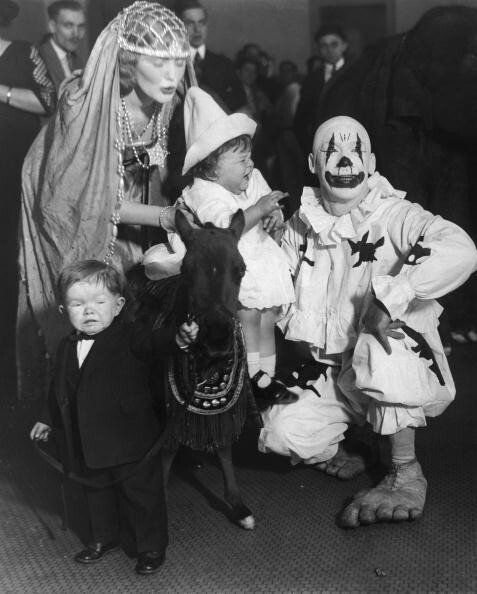15. Когда в 1930 году цирк посетил детскую больницу, вряд ли клоун Чарли Смит кого-то рассмешил