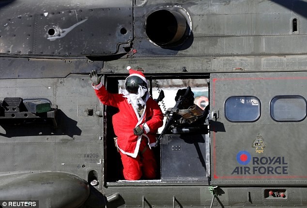 Как в Афганистан Санта-Клаус прилетел