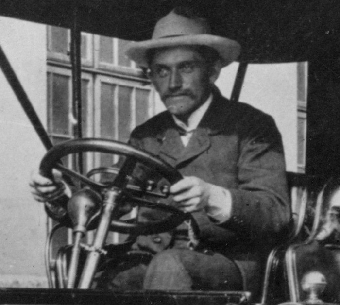 9. Фердинанд Порше во время Первой мировой разрабатывал военную технику