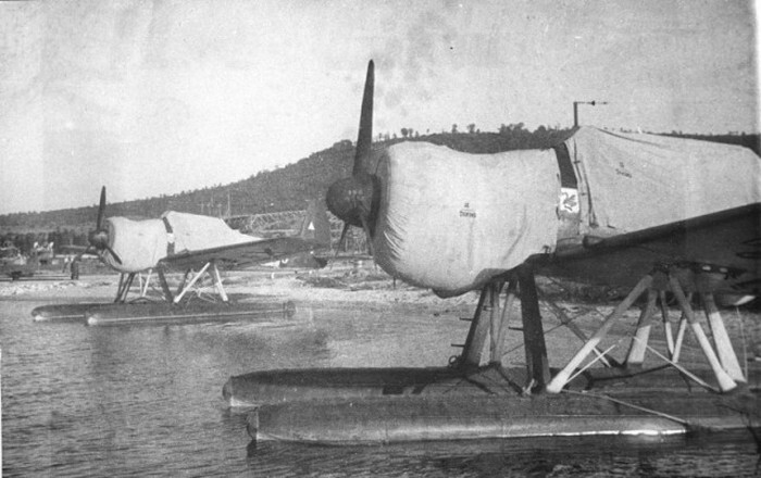 Захваченные Красной Армией как трофеи болгарские гидросамолеты «Арадо-196» (Arado Ar 196). Болгария, озеро Чайка.