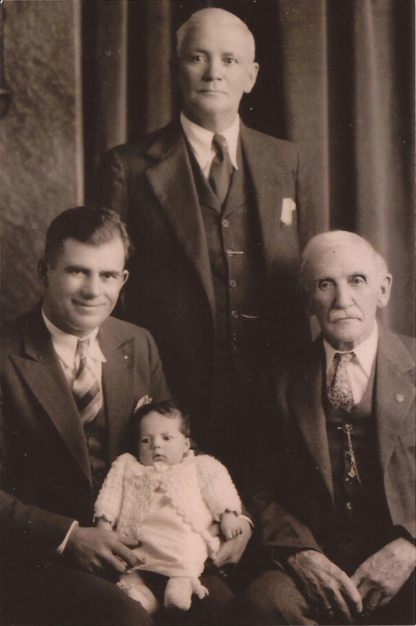 1933 год: 4 поколения