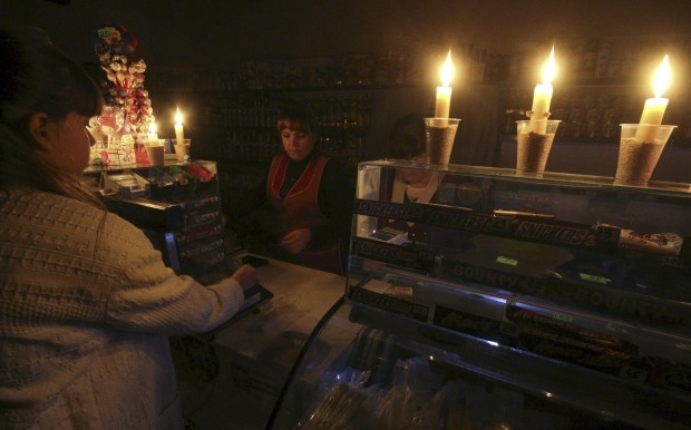 Почти четверть жителей оккупированного Крыма встретили Новый год без света.