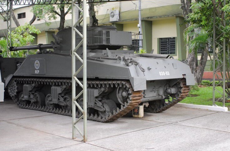 Парагвай вооружился M3 Stuart и М4 Sherman