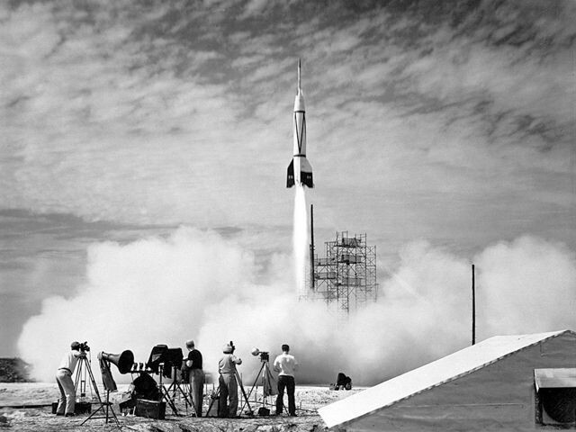 Первое фото запуска ракеты с мыса Канаверал