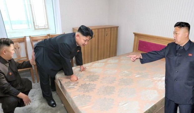 Ким Чен Ын стал героем мемов из-за «странного» фото с кроватью