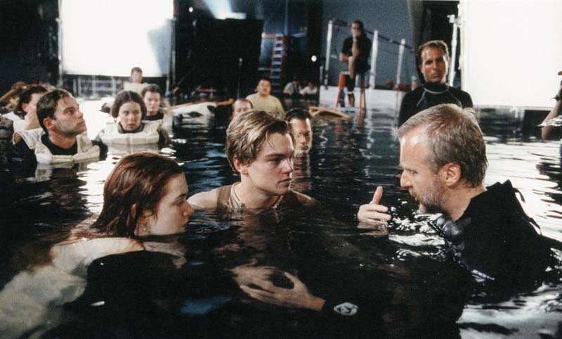 Джеймс Кэмерон на съемках «Титаника».