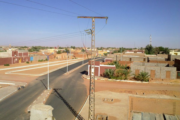Аоулеф, Алжир. Средняя норма выпадения осадков: 12,19 мм в год