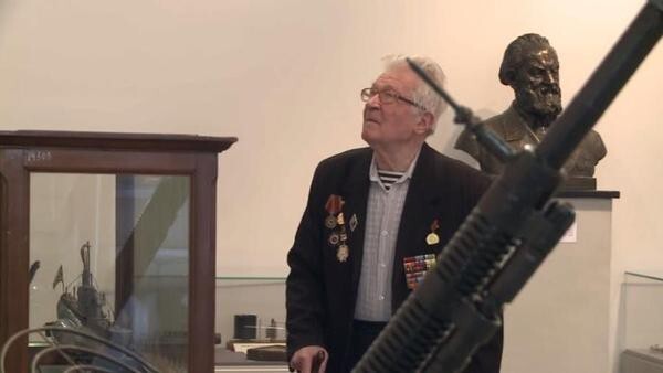 Участник обороны Ленинграда в интервью RT: В 95 лет я не намерен прекращать борьбу с нацизмом  