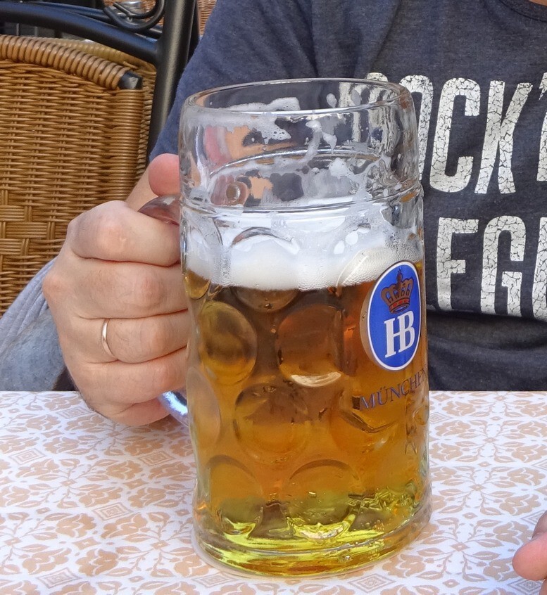 Пивной ресторан Хофбройхаус в Мюнхене - пивной Рай или туристический аттракцион.