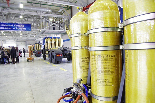 В г. Набережные Челны Татарстана запущена новая линия по производству техники, работающей на газомоторном топливе ОАО «КАМАЗ».