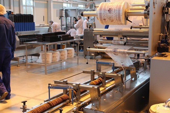 В Ломоносовском районе Ленинградской области открыта новая кондитерская фабрика по производству пряников и печенья.