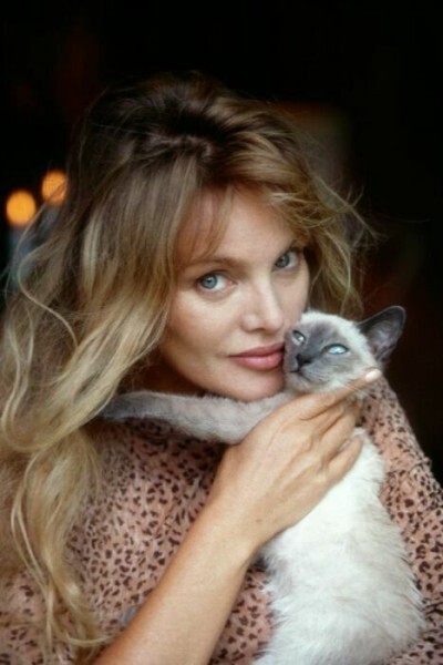 5. Arielle Dombasle 