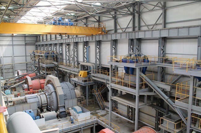 В Пластовском районе Челябинской области запущена Светлинская золотоизвлекательная фабрика.