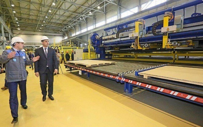 В г. Каменск-Уральский Свердловской области запущена первая очередь нового прокатного комплекса ОАО «Каменск-Уральский металлургический завод».