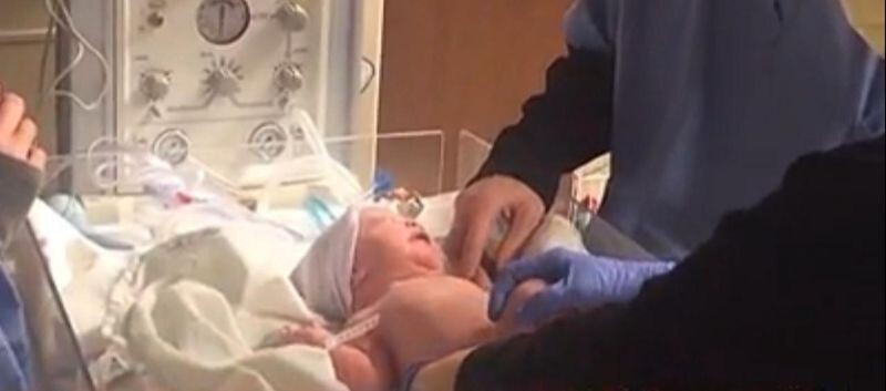 54-летняя американка родила собственную внучку