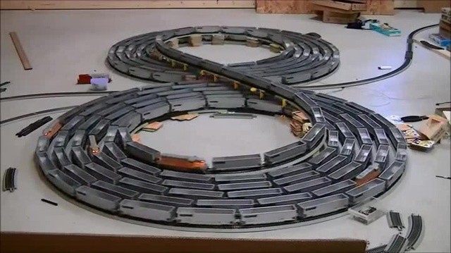 Модель бесконечного поезда 