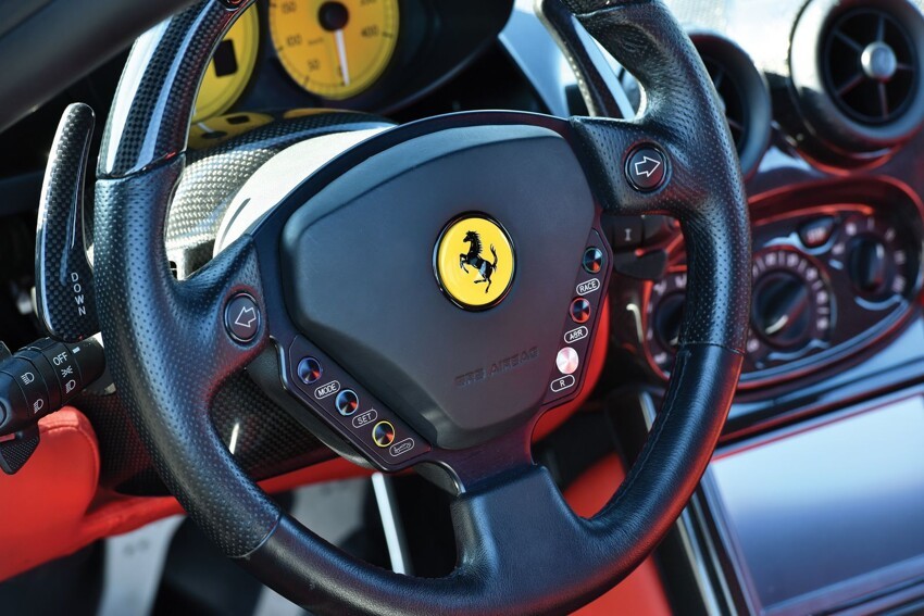 Разбитую Ferrari Enzo восстановили и хотят продать за 2 миллиона долларов