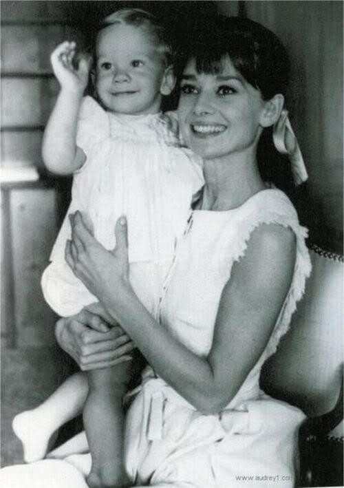 Одри Хепберн (Audrey Hepburn) и ее сын Шон (Sean) 