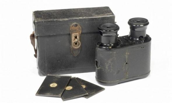 Представьте, что вы тайно фотографируете кого-то, а не просто наблюдаете за ним издалека. Эта камера-физиограф была создана в 1896 году и запатентована в Англии и во Франции.