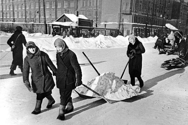 Сегодня 72-я годовщина снятия блокады Ленинграда