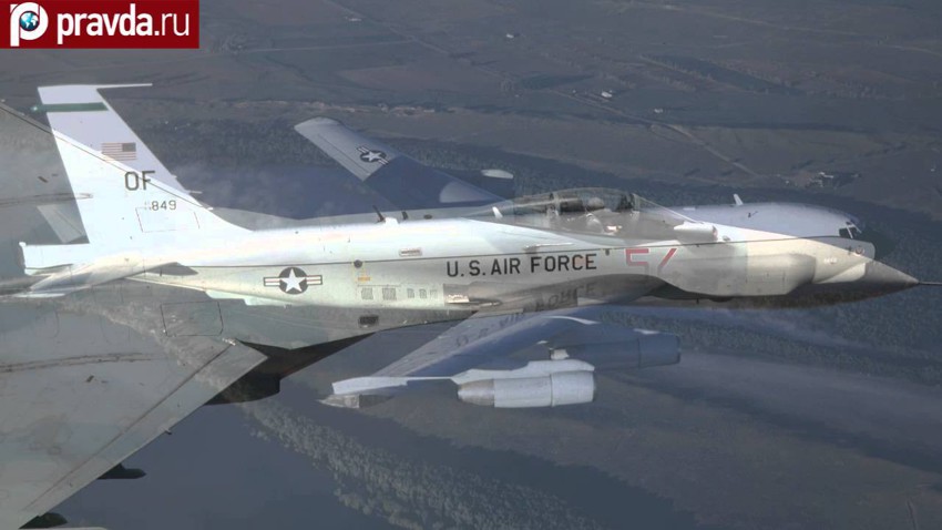 Пентагон негодует: Русский истребитель "сдул" самолет НАТО у Крыма 