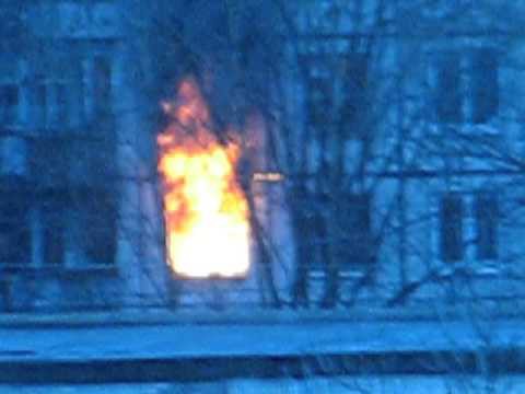 Страшно утром проснуться и увидеть из окна своей квартиры пожар! 