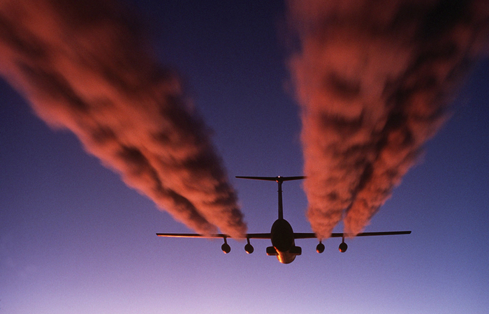 1. Загрязнение воздуха влияет на безопасность авиаполетов