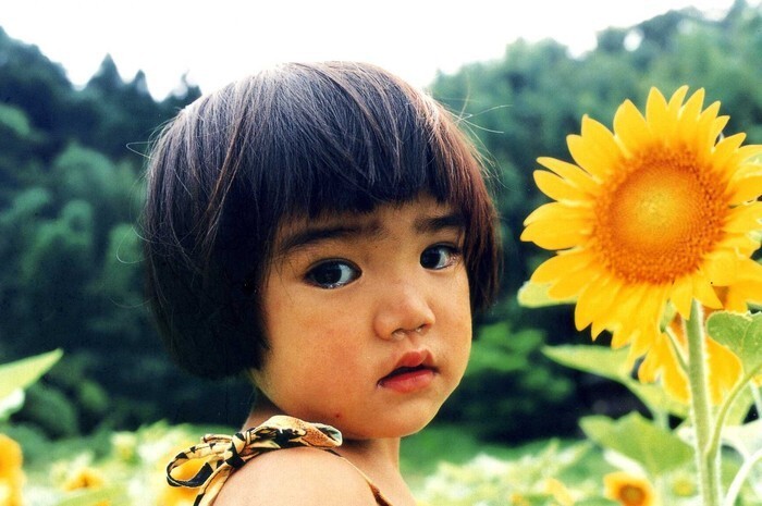 Милая 4-летняя японская девочка и её невероятные фотоприключения