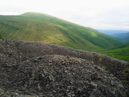 Патомский кратер (Россия)