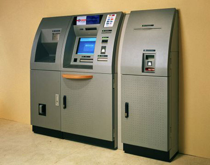 Clear terminal. Современные банковские автоматы. Банкомат. Современный Банкомат. Банкоматы.
