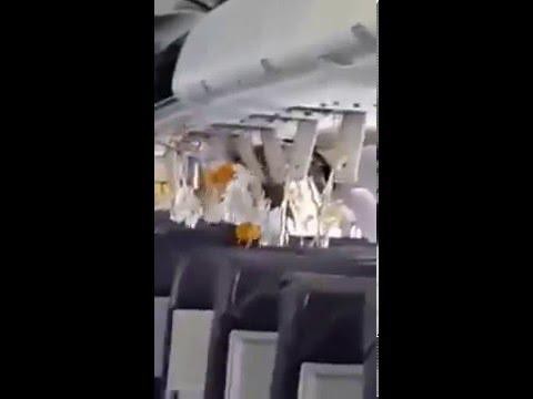 Пассажиры A321 в Сомали сняли на видео полет с дырой в обшивке лайнера 