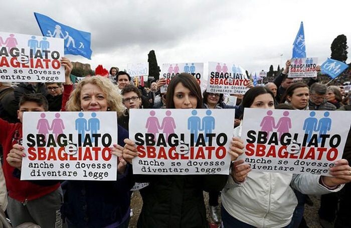 Последняя нормальная страна Западной Европы. Митинг противников однополых браков в Италии