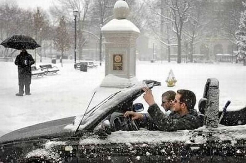 И в то же время зима — совершенно не повод пересаживаться со своего любимого кабриолета на другое авто.