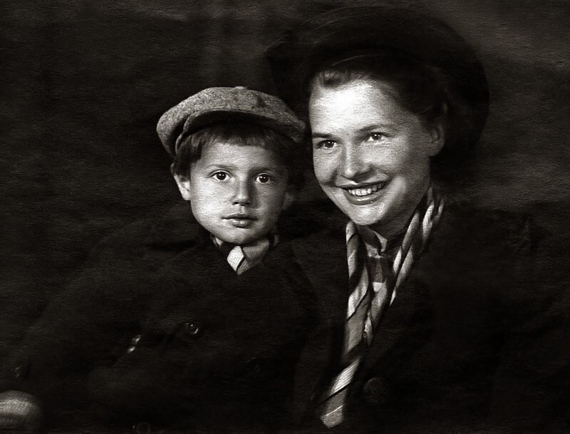 Саша Пороховщиков с мамой Галиной Александровной