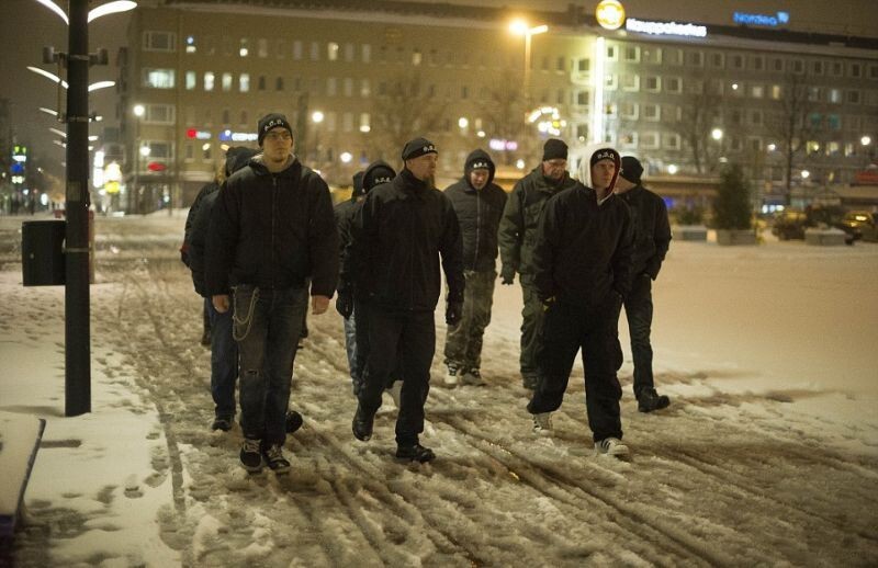 "Солдаты Одина" защищают финских женщин от мигрантов-насильников