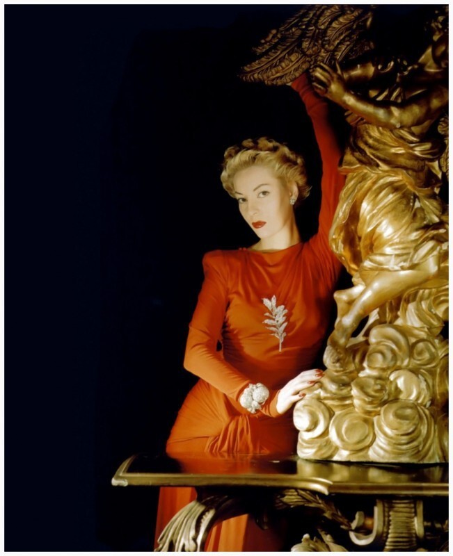 3. Horst P. Horst для Vogue, 1940 год.