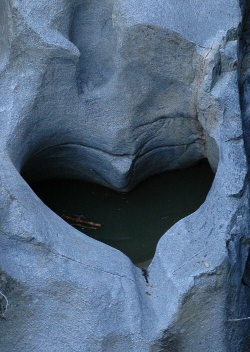 7. Сердце в скале, Долина Очарования, Калифорния