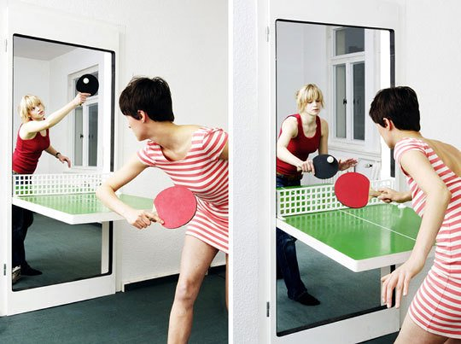 7. Дверь, которую легко можно превратить в стол для настольного тенниса
