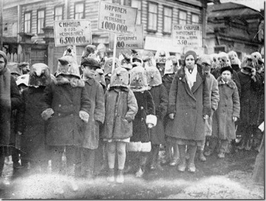 Демонстрация в защиту полезных птиц, 1934 год 