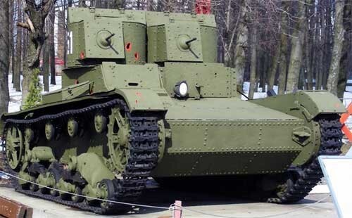 Легкий танк Т-26 (вариант с двумя башнями)