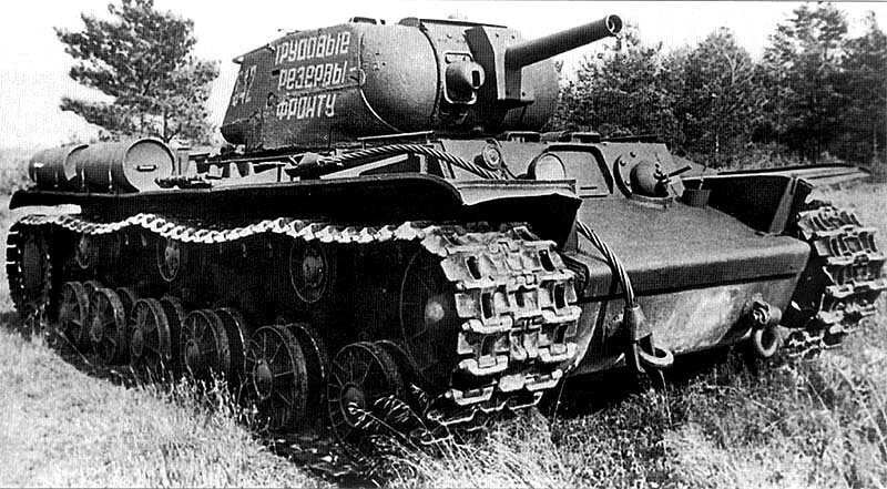 Тяжелый огнеметный танк КВ-8