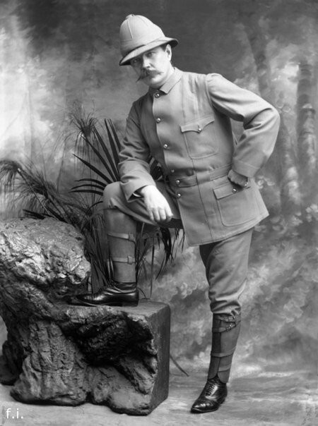 Военный врач Артур Конан Дойл, 1900 год. 