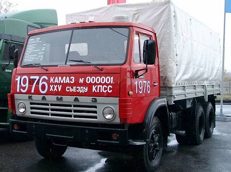 Первый "КАМАЗ" был выпущен 40 лет назад